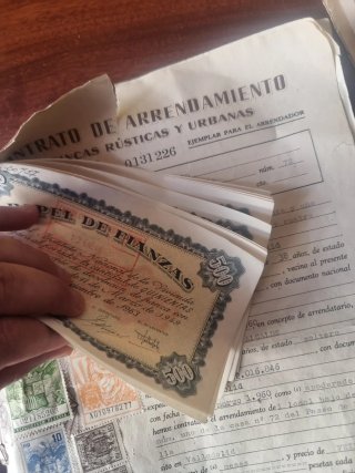 Documentos antiguos con sellos 1947 coleccionistas