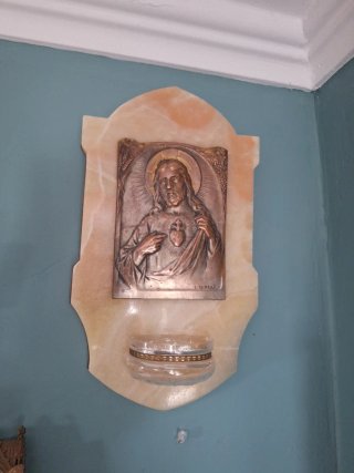 Benditera de pared de latón y marmol