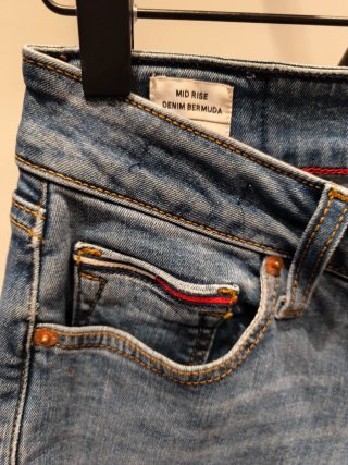 Bermudas denim Tommy Jeans talla 27