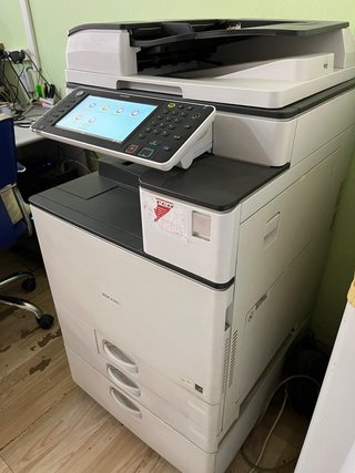 Ricoh MP C3003 Multifunción