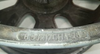 Llanta citroen 6.5jx17ch4-26 c4 berlina 132888