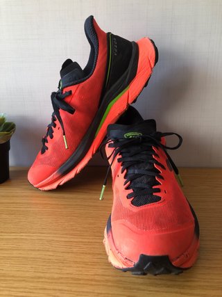 Zapatillas Trail Rossignol Vezor naranja y negro