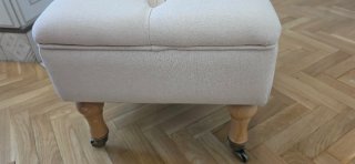 Baúl Reposapiés con Ruedas Capitoné Beige