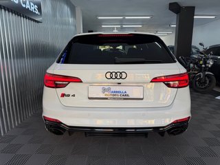 Audi RS4 2018
