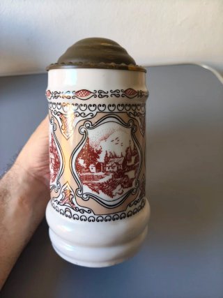 jarras de cerveza Bogucice tapa metálica vintage