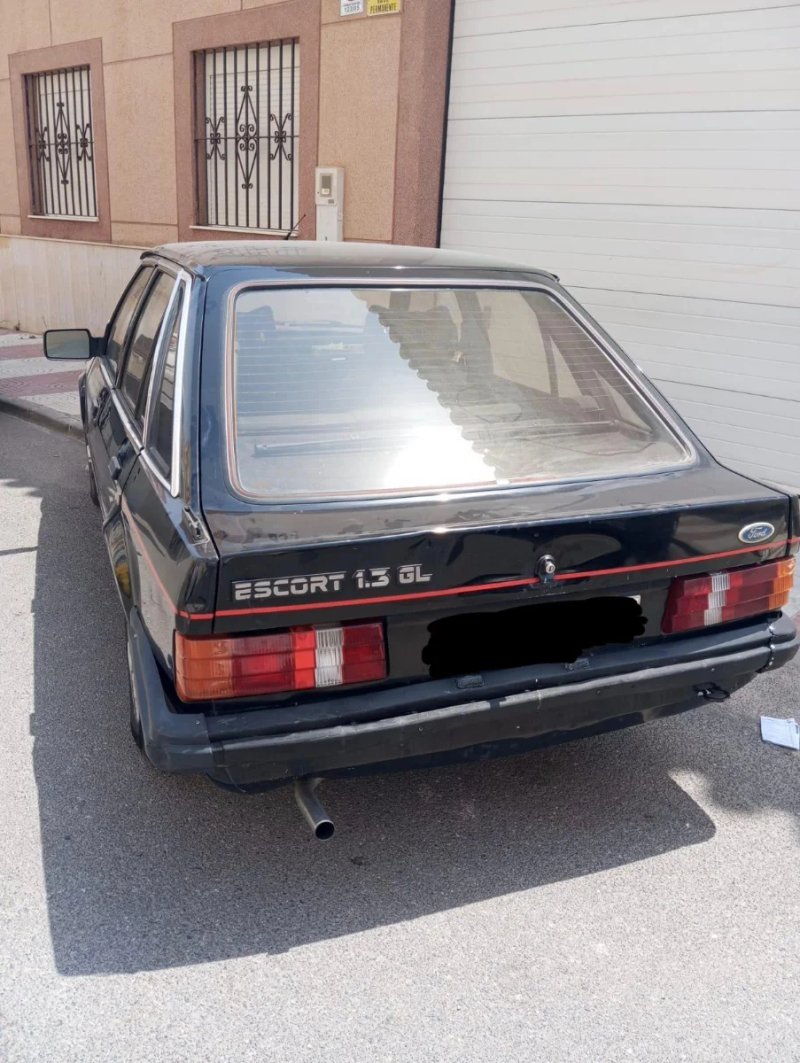 Ford Escort 1996 - foto 1