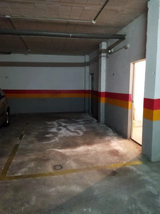 Se vende  plaza de parking con trastero de 11'60m.