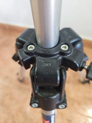Trípode Manfrotto 290