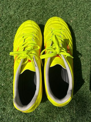 Zapatillas de fútbol para césped