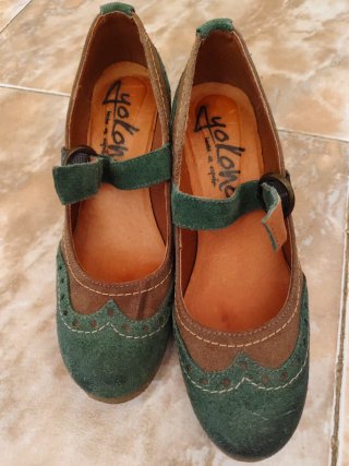 Zapatos Yokono piel marrones y verdes