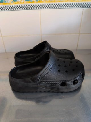 Zuecos negros niñ@s