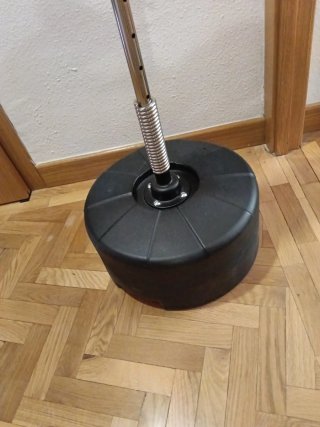 Balón de boxeo ajustable con guantes