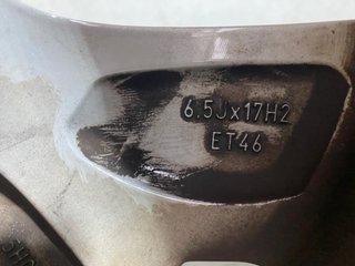 Llantas Volkswagen Golf 8 17" Originales