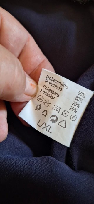 Eleganti pantaloni in raso grigio scuro