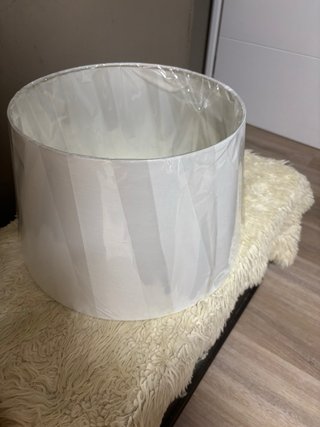 Pantalla de lámpara blanca