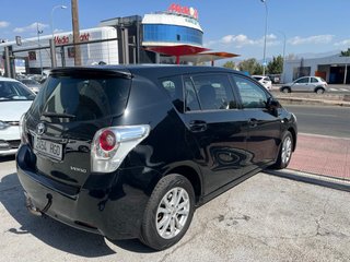 Toyota Verso 2011