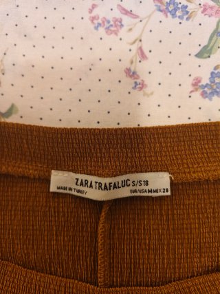 Camiseta Zara Talla S Marrón Texturizada