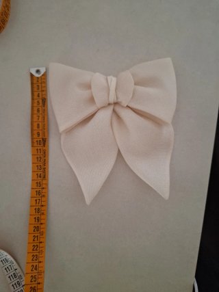 Lazo elegante nude/beige para vestido