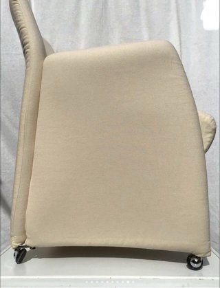 Sillón descalzadora con ruedas