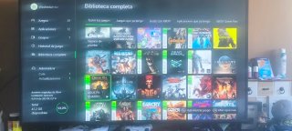 Xbox One X 1TB Negra y mando blanco
