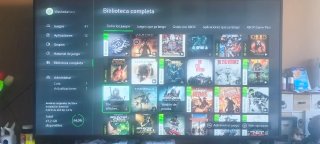 Xbox One X 1TB Negra y mando blanco
