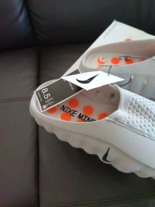 Zapatillas Nike Talla 38.5 Blancas Naranja