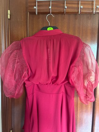 Vestido burdeos Topshop con mangas abullonadas
