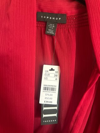 Vestido burdeos Topshop con mangas abullonadas