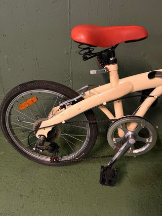 Bicicleta plegable vintage color crema