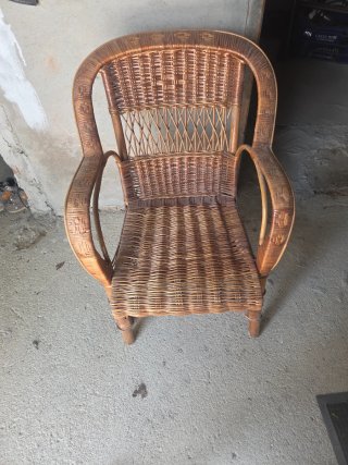 Silla de mimbre artesanal