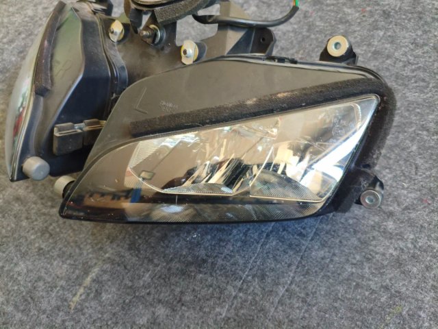 Faro Honda CBR PC37 Original