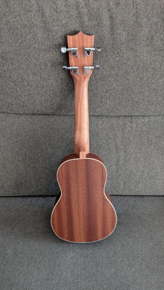 Ukelele Soprano AokoZo con funda y púas