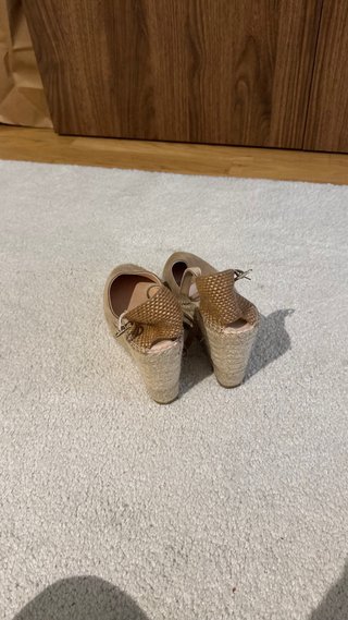 Alpargatas Macarena tacón beige/marrón