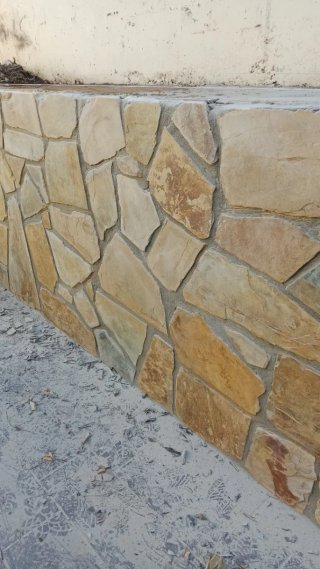 Reforma de muro de piedra