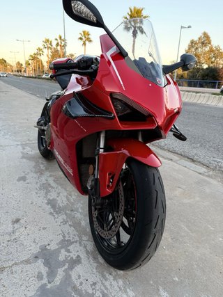 Ducati Panigale V4 Roja 2020