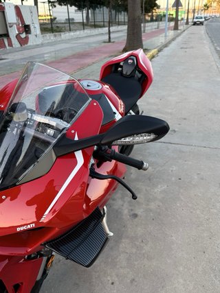 Ducati Panigale V4 Roja 2020