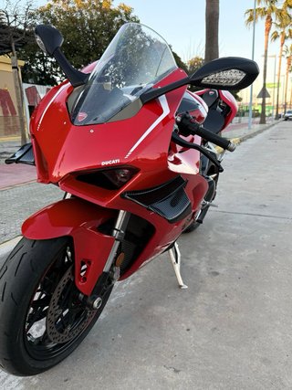 Ducati Panigale V4 Roja 2020