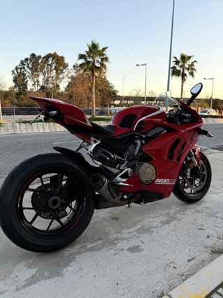 Ducati Panigale V4 Roja 2020