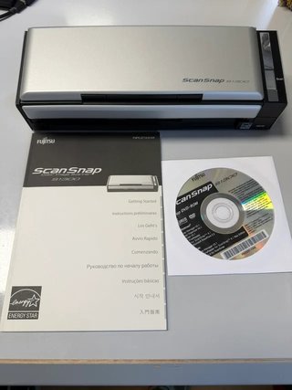 Escáner Fujitsu ScanSnap S1300