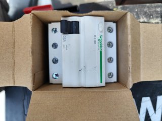 Interruptor Diferencial Schneider A9Z06425
