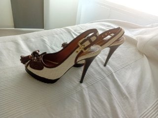 Zapatos de tacón 10cm beige y marrón