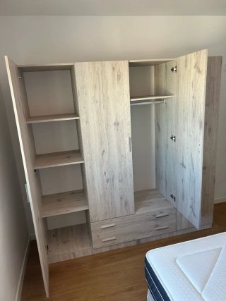 Armarios completamente nuevos de 4 puertas