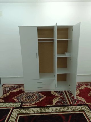 Armarios completamente nuevos de 4 puertas