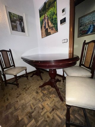 Mesa de comedor extensible de madera con 6 sillas