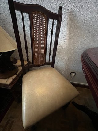 Mesa de comedor extensible de madera con 6 sillas