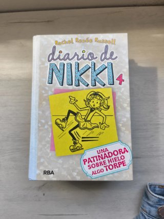 Diario de Nikki 3 Una estrella del pop muy poco...