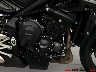 TRIUMPH STREET TRIPLE 660 S -A2-