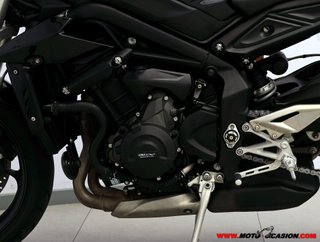 TRIUMPH STREET TRIPLE 660 S -A2-