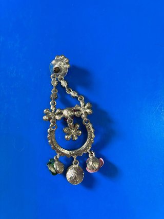 Pendientes bisutería flores y piedras