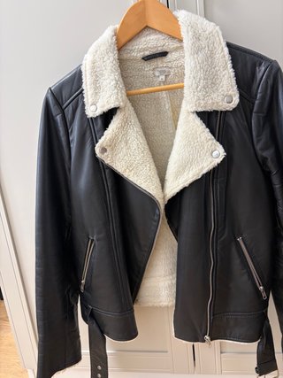 Chaqueta Hoss Intropia cuero forrada M